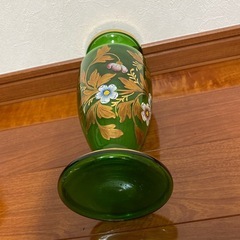 花瓶　ボヘミアガラスの画像
