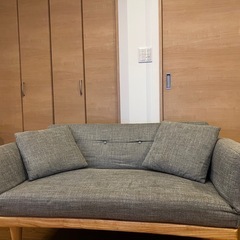 LOWYA ソファ　グレーの画像