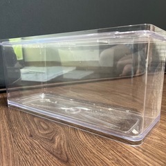 テトラ社製の水槽用隔離ケースの画像