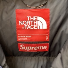 【THE NORTH FACE×Supreme】のダウンジャケットの画像