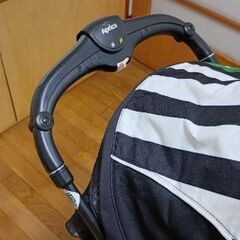 Apricaバギータイプのベビーカーの画像