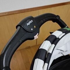Apricaバギータイプのベビーカーの画像