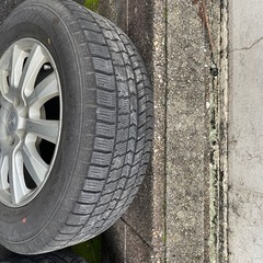 【スタッドレス】GOODYEAR 195/65R15 ホイール・ナット付き4本セットの画像