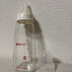 ピジョン母乳実感スリム　哺乳瓶200mlガラス製の画像
