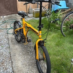 折りたたみ自転車の画像