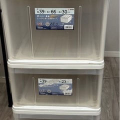 衣装ケース５個の画像