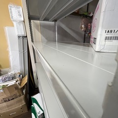 スチールラックの画像