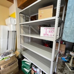 スチールラックの画像