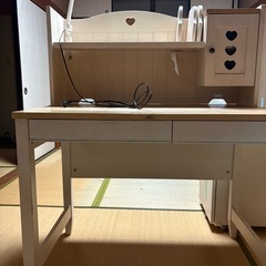 勉強机の画像