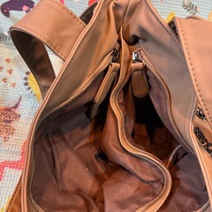 茶色いバック
の画像