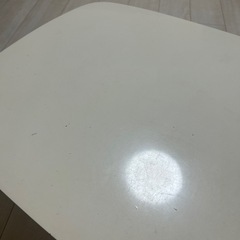 折りたたみテーブルの画像