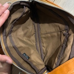 ［値下げしました]PORTER ポーター　ショルダーバッグ　ボディバッグ　斜め掛け　本革　キャメル　 吉田カバンの画像