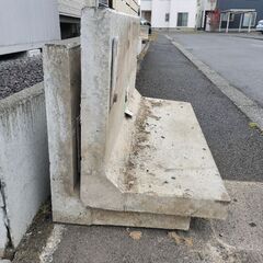 L字コンクリートブロック 土留め 花壇の画像