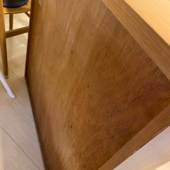 木製チェストの画像