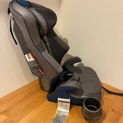 コンビ　ジョイトリップ　チャイルドシートの画像