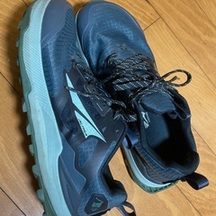 アルトラ　ALTRA ローンピーク　8 ワイドの画像