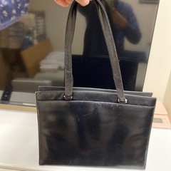 コムサの婦人用ビジネスバックの画像