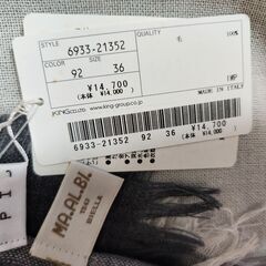 新品未使用、タグ付 定価14,700円。MA.AL.BI(マルビ) 北イタリア生まれの魅力的ブランドの大判ストール、いかがでしょうか？の画像