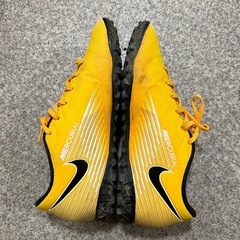 NIKE  サッカー靴　　26.5cmの画像