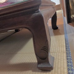 テーブル 高級感の画像