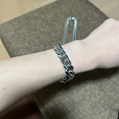 ブレスレット&ネックレスの画像
