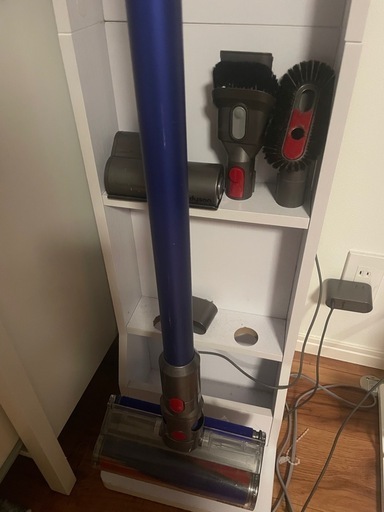 Dyson V11 Fluffy 収納スタンド　スティッククリーナー　コードレスくりーなくりーな