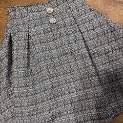 スカート3枚の画像