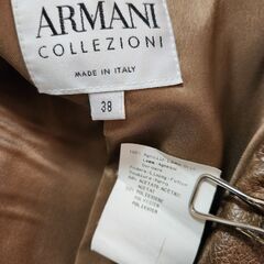 ARMANI COLLEZIONI(アルマーニ コレッツォーニ) こっそり異素材コラボの超上質レザージャケット、いかがでしょうか？の画像