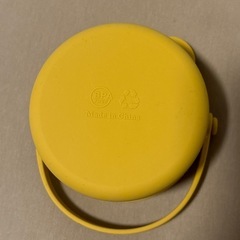 未使用　スナックカップ　シリコン　からし色の画像