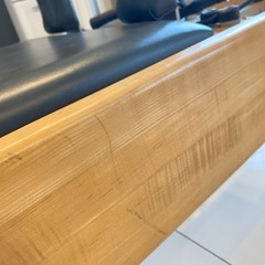 balanced body社ピラティスリフォーマーの画像