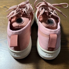 NIKE W COURT VISION ALTA TXT ピンク厚底スニーカーの画像