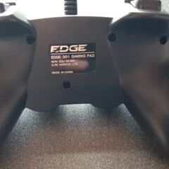 EDGE 301 GAMING PAD ゲーム コントローラーの画像