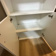 ブックシェルフ【全5段、うち2段扉付き】　の画像