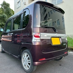 低走行5万キロ台☆月々9千円〜分割可❗️車検2年付き！【名義変更代込み】広い車内！大人気‼️ダイハツ タントカスタム☆HDDナビ付き☆走行中DVD見れます☆純正アルミ☆便利なスライドドア☆ドライブレコーダー☆事故修復歴無し☆そのまま乗って帰れます！の画像