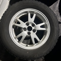 冬タイヤ195/65R15 91Qの画像