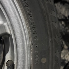 冬タイヤ195/65R15 91Qの画像
