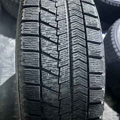 冬タイヤ195/65R15 91Qの画像