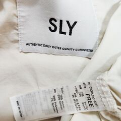 ○SLY(スライ) 柔らか色の、軽やかブルゾン。いかがでしょうか？の画像