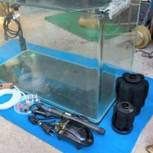 ◆【 特　価 】◆《 曲げガラス水槽 R600S (LEGLASS KOTOBUKI) 》 ( 引 取 限 定 品 ) ◆1102