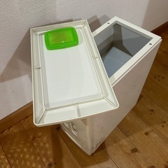 米びつの画像