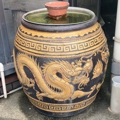 中国陶器　ピータン甕の画像