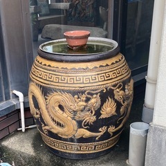 中国陶器　ピータン甕の画像