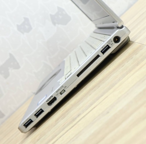高速パソコン　超速core i5 の7世帯 ＋　メモリ8GB +SSD256GB