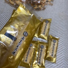大量のお菓子の画像
