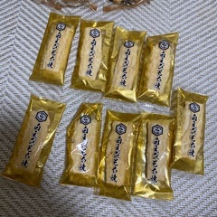 大量のお菓子の画像