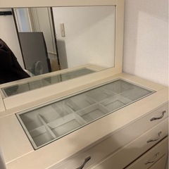 ホワイトドレッサー の画像