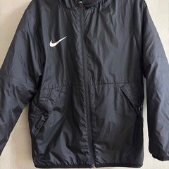 NIKE アウター の画像
