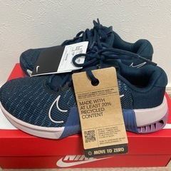 NIKE スニーカー22.5の画像