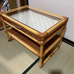 アジアン風ミニテーブル(机、藤)の画像