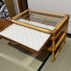 アジアン風ミニテーブル(机、藤)の画像